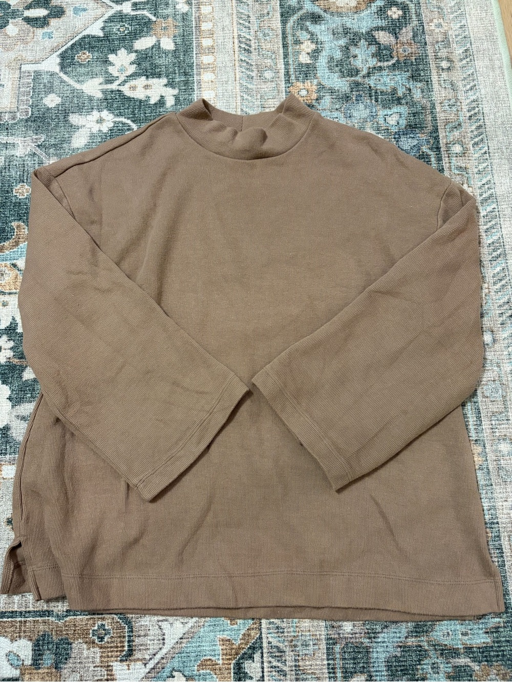 Old Navy Women's Brown Long Sleeve Crewneck Top